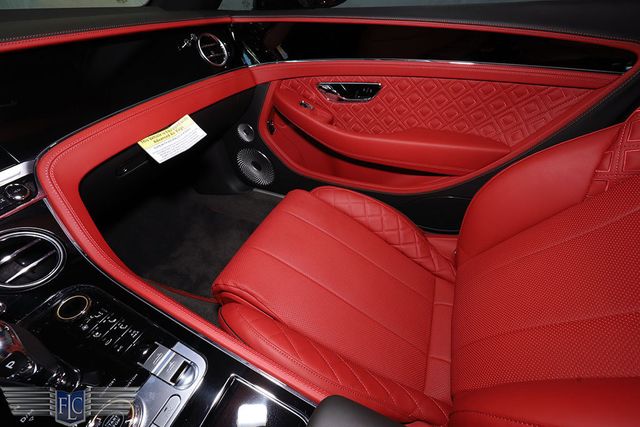 2022 Bentley Continental GTC V8 Mulliner Convertible - 22472853 - 29