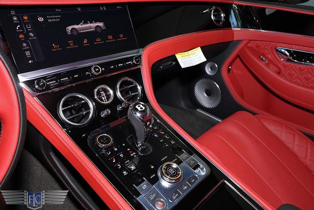 2022 Bentley Continental GTC V8 Mulliner Convertible - 22472853 - 30