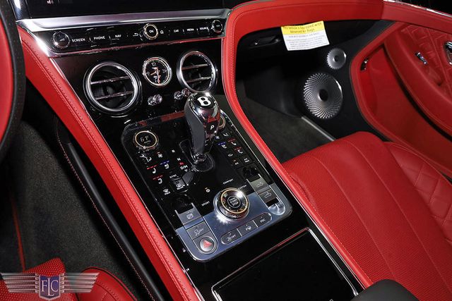 2022 Bentley Continental GTC V8 Mulliner Convertible - 22472853 - 31