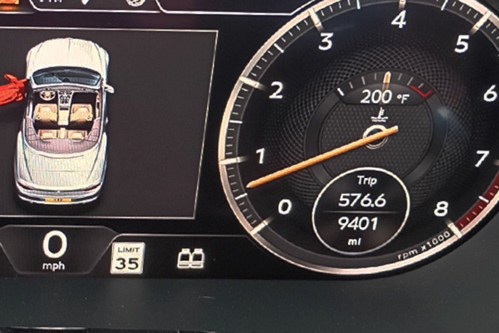 2022 Bentley Continental GTC V8 Mulliner Convertible - 22472853 - 39