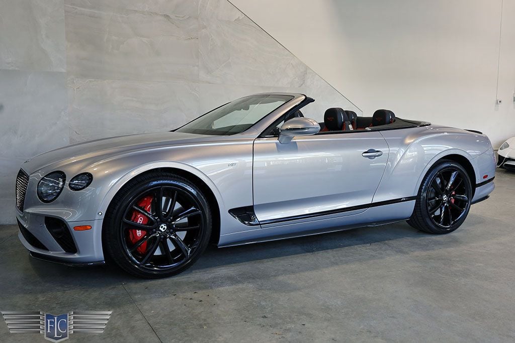 2022 Bentley Continental GTC V8 Mulliner Convertible - 22668784 - 56