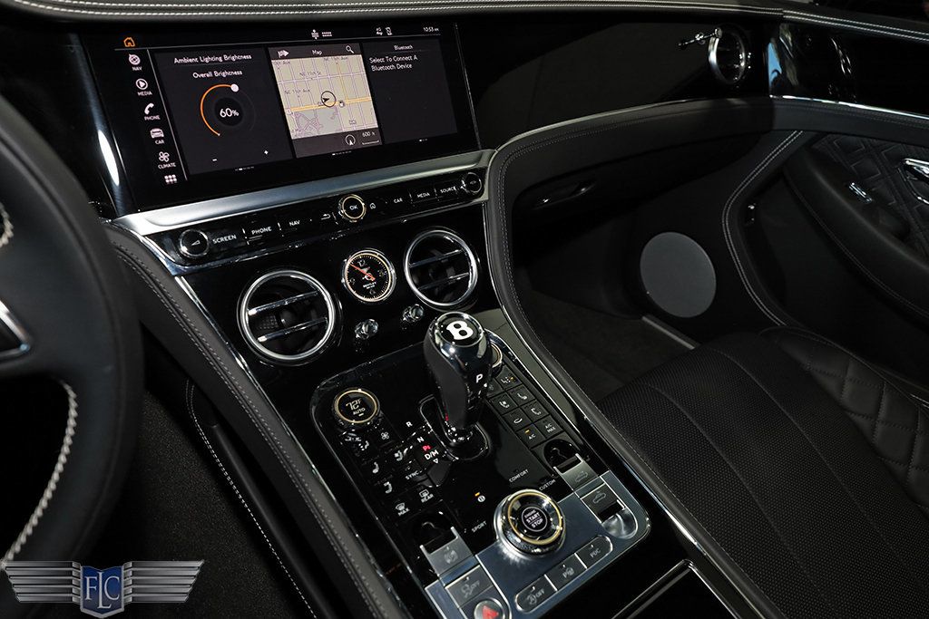 2022 Bentley Continental GTC V8 Mulliner Convertible - 22970433 - 21