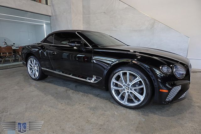 2022 Bentley Continental GTC V8 Mulliner Convertible - 22970433 - 38