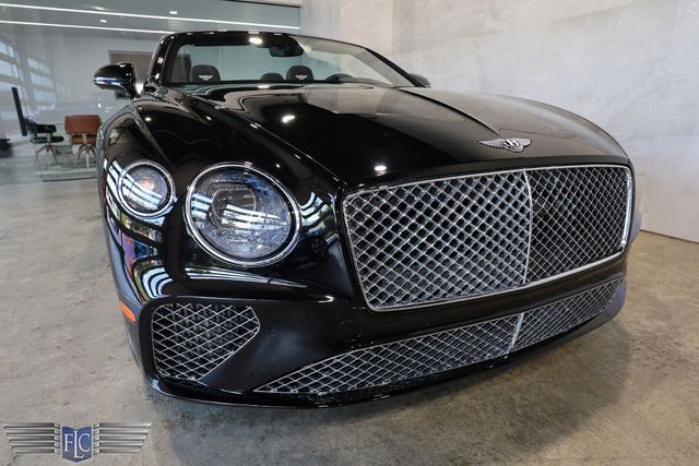 2022 Bentley Continental GTC V8 Mulliner Convertible - 22970433 - 44