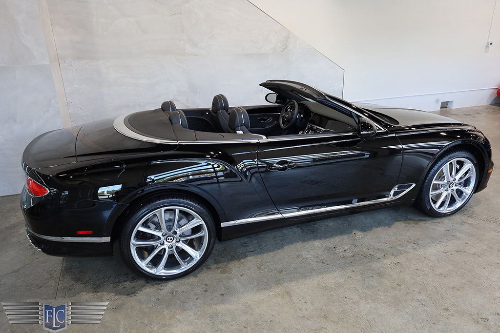 2022 Bentley Continental GTC V8 Mulliner Convertible - 22970433 - 46