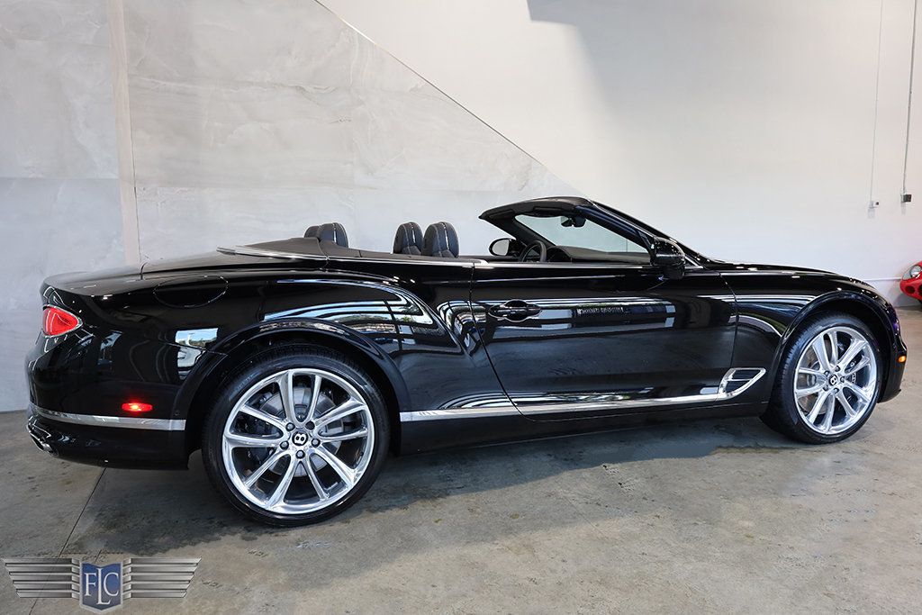 2022 Bentley Continental GTC V8 Mulliner Convertible - 22970433 - 4