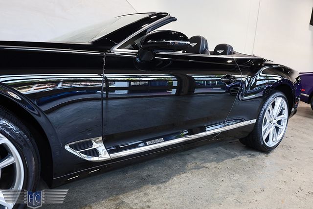 2022 Bentley Continental GTC V8 Mulliner Convertible - 22970433 - 8