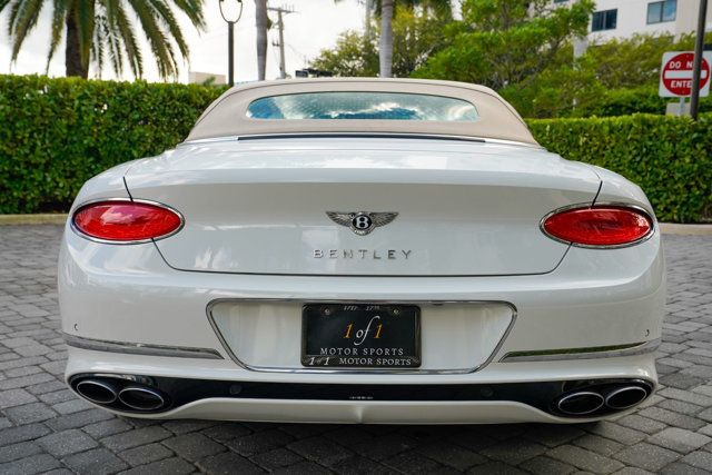 2022 Bentley Continental GT Mulliner Convertible - 22928733 - 24