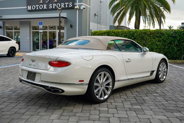 2022 Bentley Continental GT Mulliner Convertible - 22928733 - 26