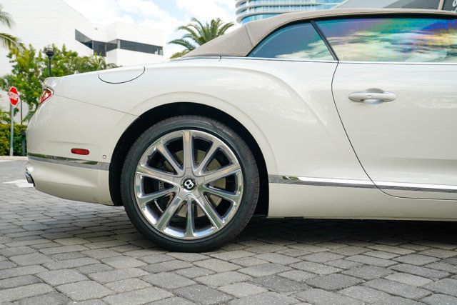 2022 Bentley Continental GT Mulliner Convertible - 22928733 - 30