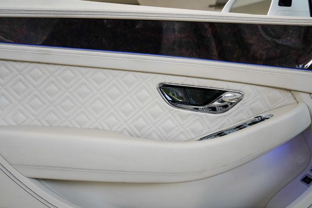 2022 Bentley Continental GT Mulliner Convertible - 22928733 - 52