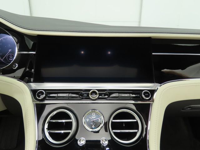 2022 Bentley Continental GT Mulliner Convertible - 22908065 - 13