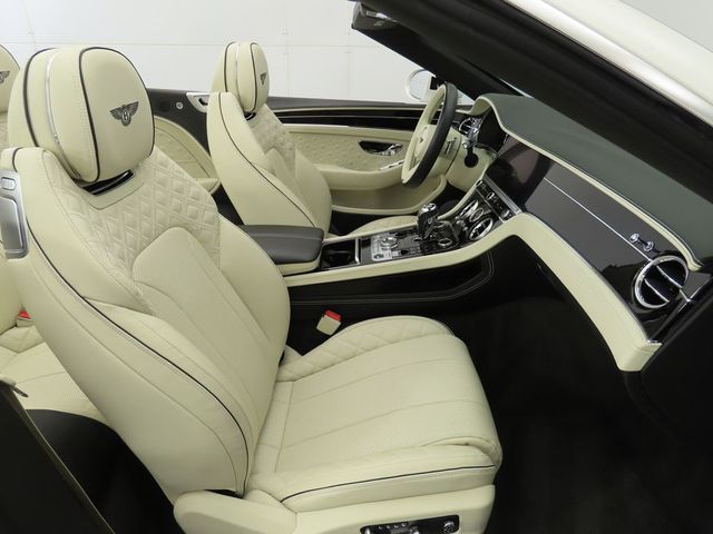2022 Bentley Continental GT Mulliner Convertible - 22908065 - 19