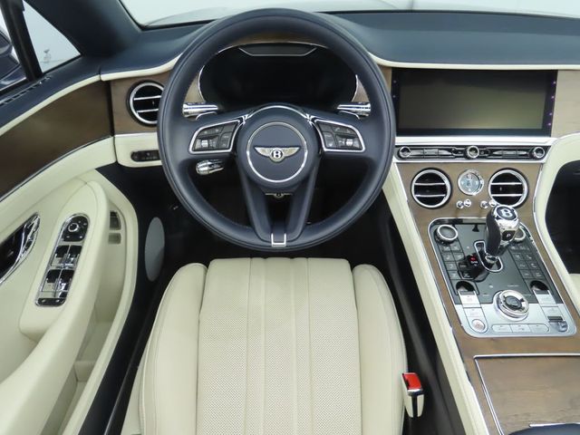 2022 Bentley Continental GT Mulliner Convertible - 22956704 - 17