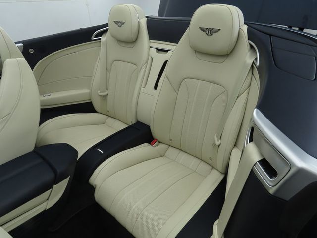 2022 Bentley Continental GT Mulliner Convertible - 22956704 - 28