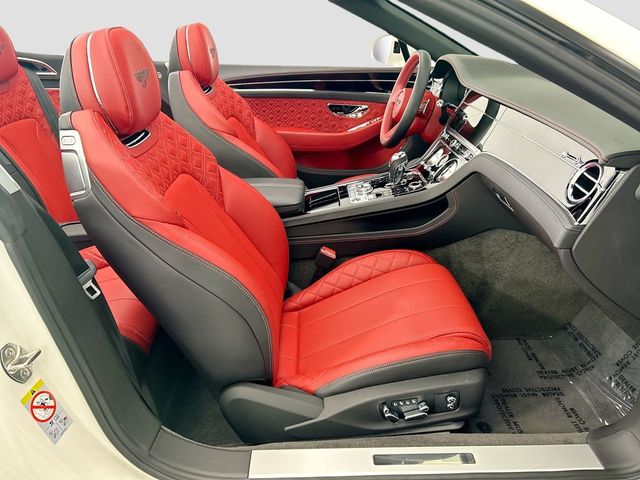 2022 Bentley Continental GT Mulliner Convertible - 23015868 - 25