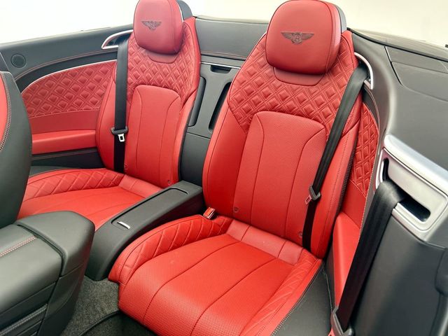2022 Bentley Continental GT Mulliner Convertible - 23015868 - 26