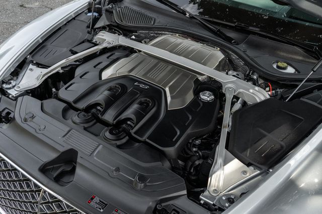 2022 Bentley Continental GT Mulliner Convertible - 23069736 - 30