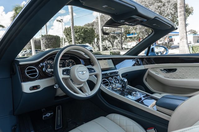 2022 Bentley Continental GT V8 Convertible - 22967658 - 15