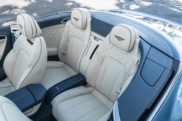 2022 Bentley Continental GT V8 Convertible - 22967658 - 18