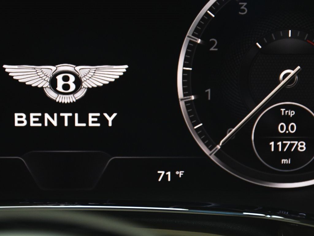 2022 Bentley Continental GT V8 photo 17