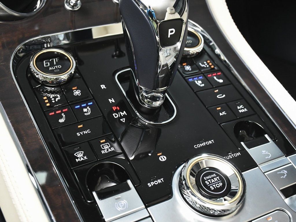 2022 Bentley Continental GT V8 photo 28