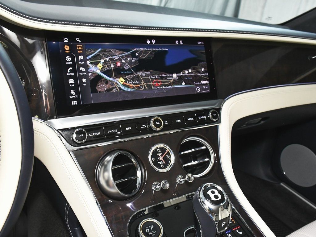 2022 Bentley Continental GT V8 photo 37