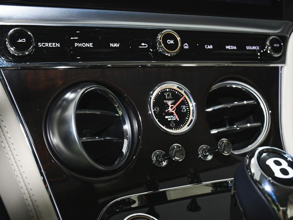 2022 Bentley Continental GT V8 photo 39