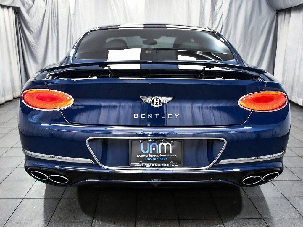 2022 Bentley Continental GT V8 photo 5