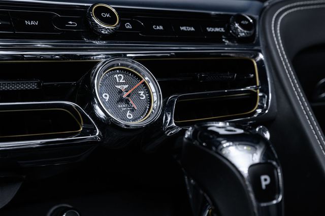 2022 Bentley Flying Spur Hybrid Sedan - 23013566 - 12