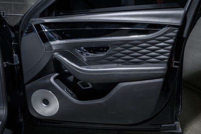 2022 Bentley Flying Spur Hybrid Sedan - 23013566 - 28