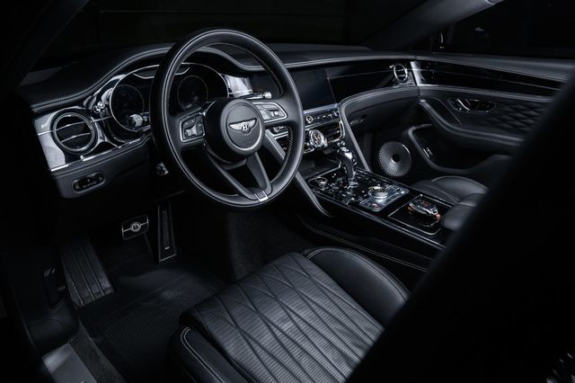 2022 Bentley Flying Spur Hybrid Sedan - 23013566 - 8