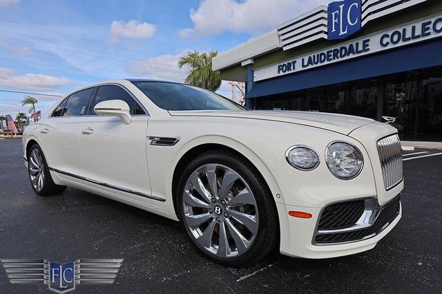 2022 Bentley Flying Spur Hybrid Sedan - 22945682 - 13