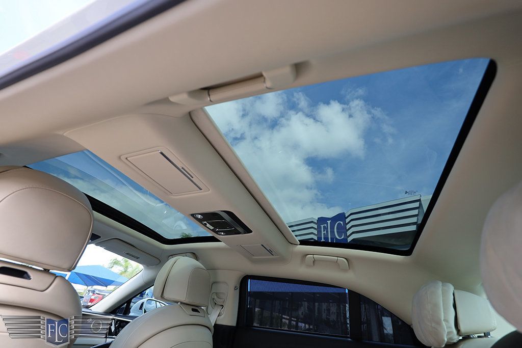 2022 Bentley Flying Spur Hybrid Sedan - 22945682 - 26