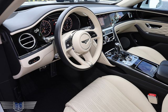2022 Bentley Flying Spur Hybrid Sedan - 22945682 - 29