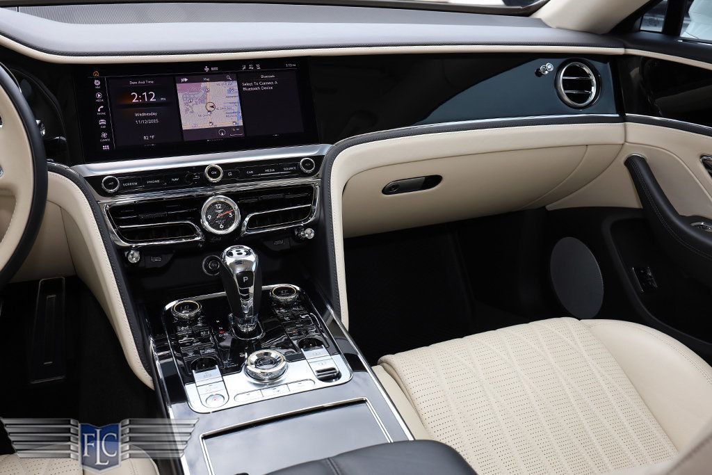 2022 Bentley Flying Spur Hybrid Sedan - 22945682 - 31