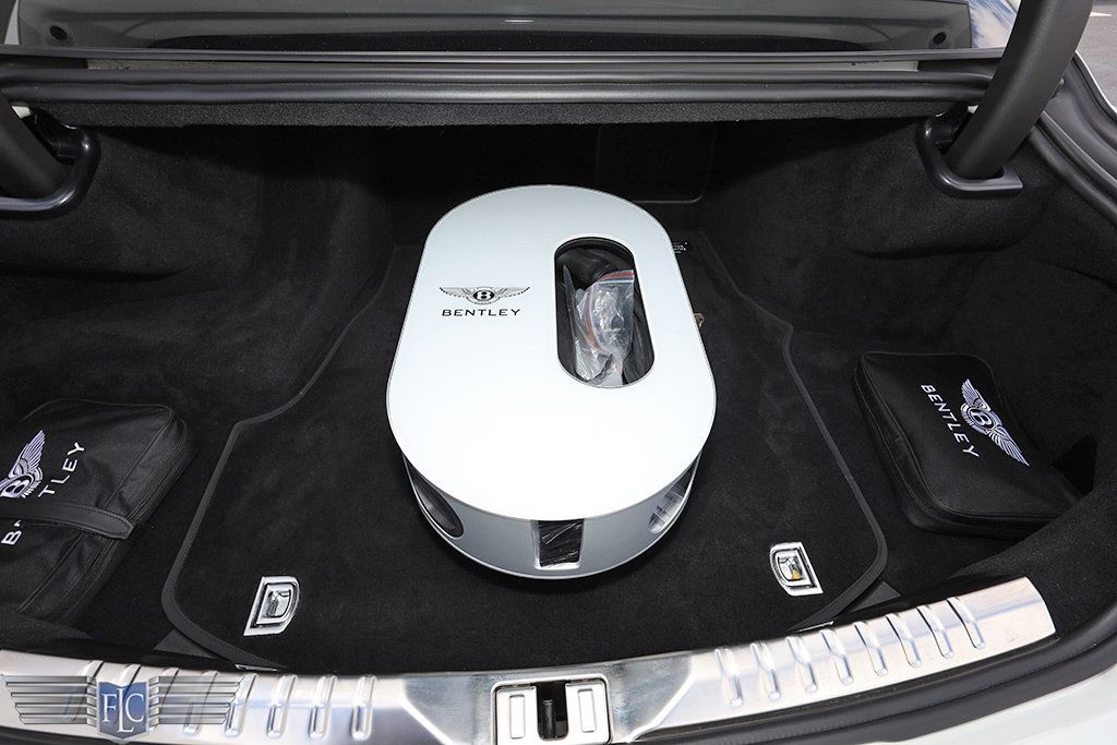 2022 Bentley Flying Spur Hybrid Sedan - 22945682 - 49