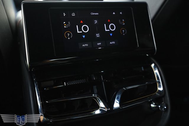 2022 Bentley Flying Spur Mulliner V8 Sedan - 22929315 - 16