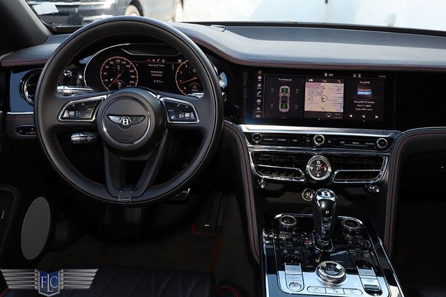 2022 Bentley Flying Spur Mulliner V8 Sedan - 22929315 - 18