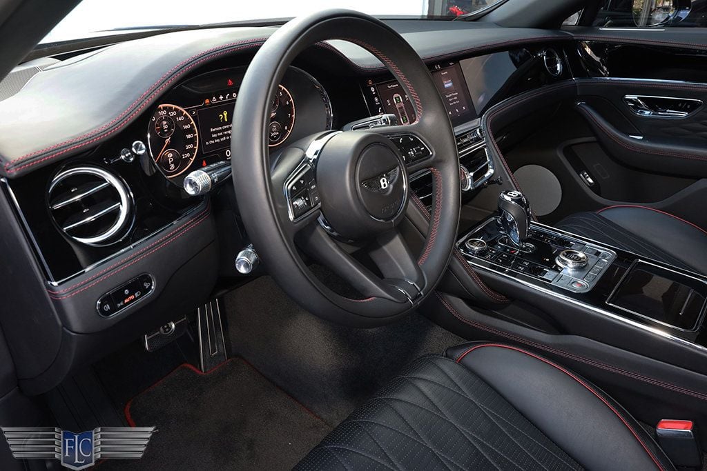 2022 Bentley Flying Spur Mulliner V8 Sedan - 22929315 - 19
