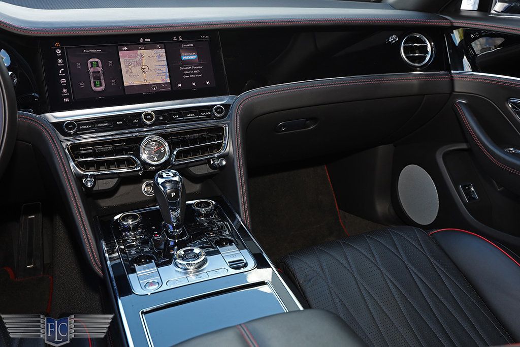 2022 Bentley Flying Spur Mulliner V8 Sedan - 22929315 - 21