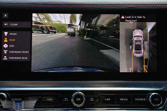 2022 Bentley Flying Spur Mulliner V8 Sedan - 22929315 - 26