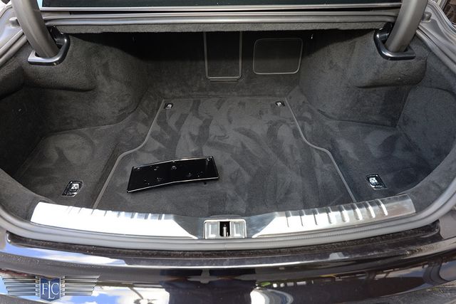 2022 Bentley Flying Spur Mulliner V8 Sedan - 22929315 - 31