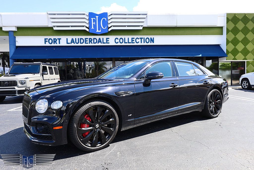 2022 Bentley Flying Spur Mulliner V8 Sedan - 22929315 - 33