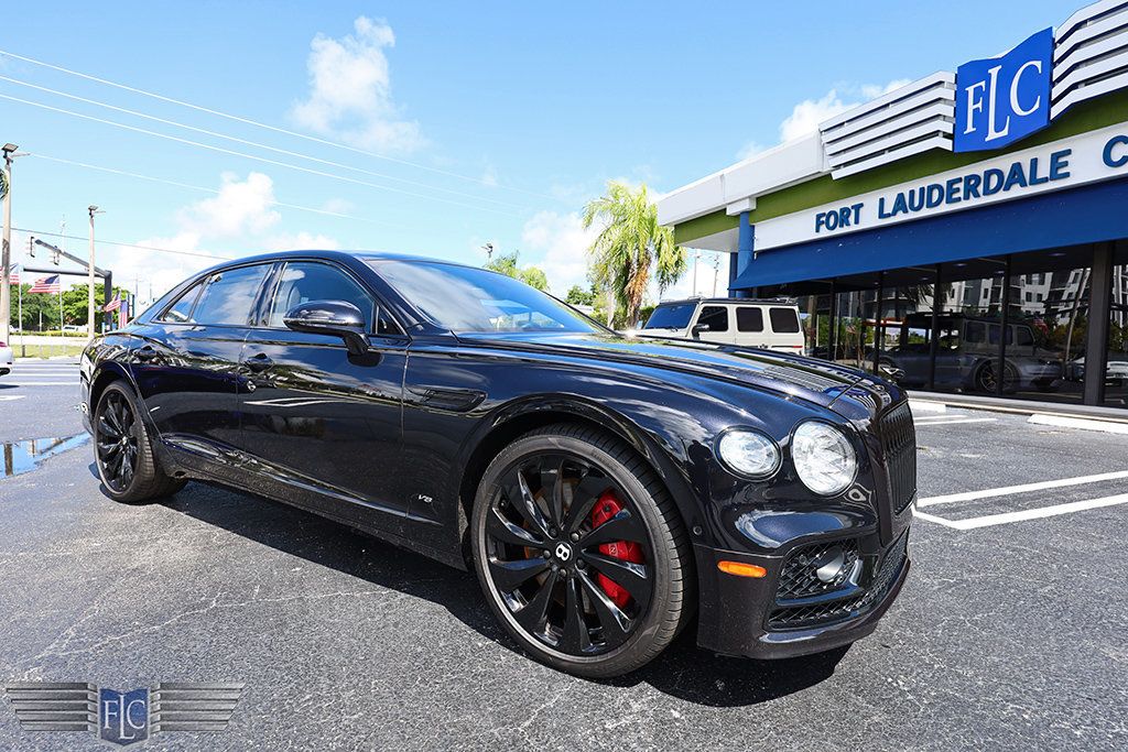 2022 Bentley Flying Spur Mulliner V8 Sedan - 22929315 - 34