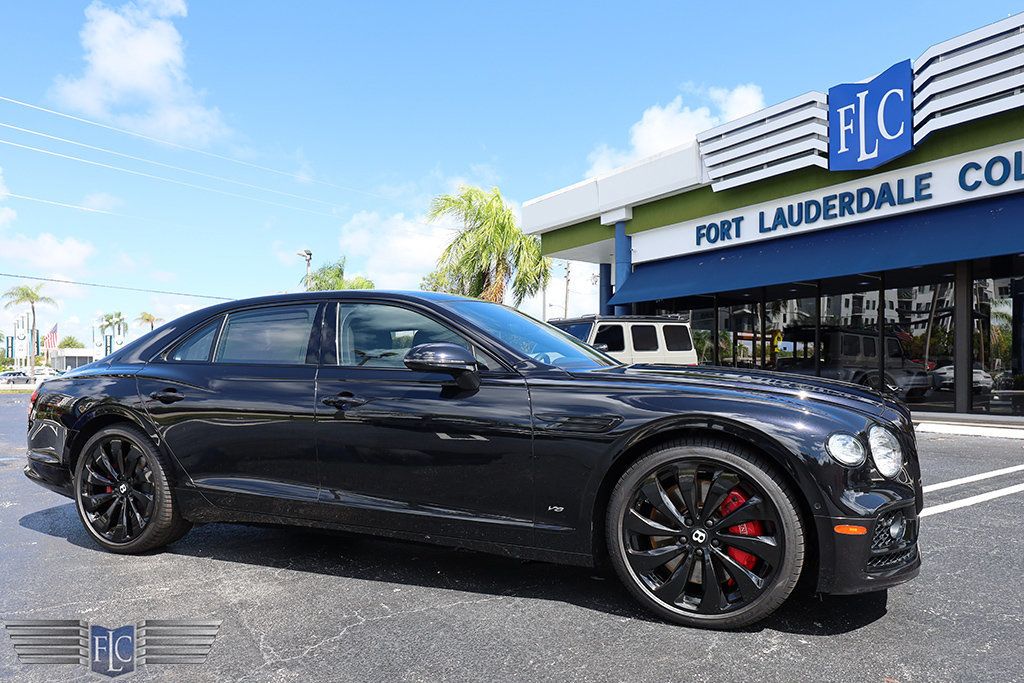 2022 Bentley Flying Spur Mulliner V8 Sedan - 22929315 - 3