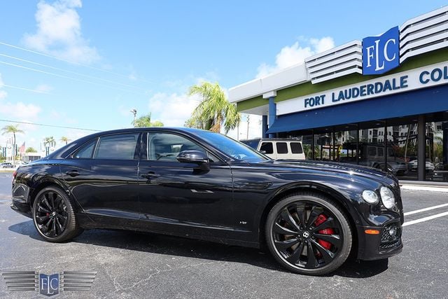 2022 Bentley Flying Spur Mulliner V8 Sedan - 22929315 - 3