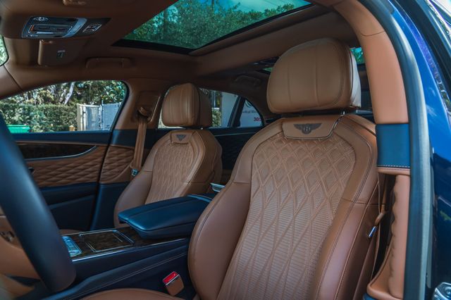 2022 Bentley Flying Spur V8 Sedan - 22986096 - 12