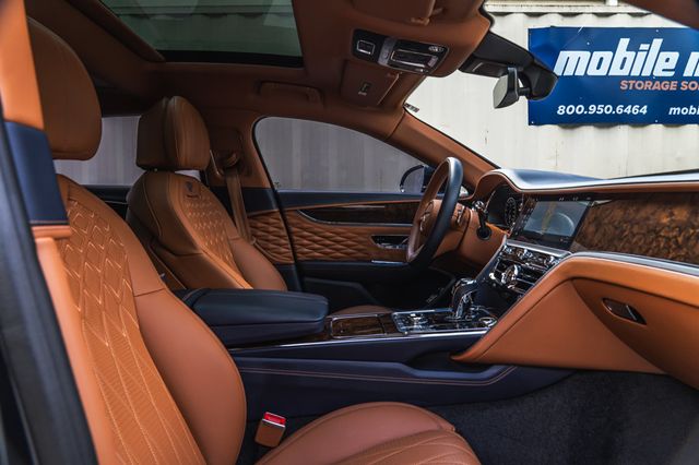 2022 Bentley Flying Spur V8 Sedan - 22986096 - 26