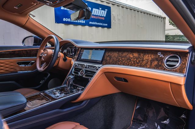 2022 Bentley Flying Spur V8 Sedan - 22986096 - 27